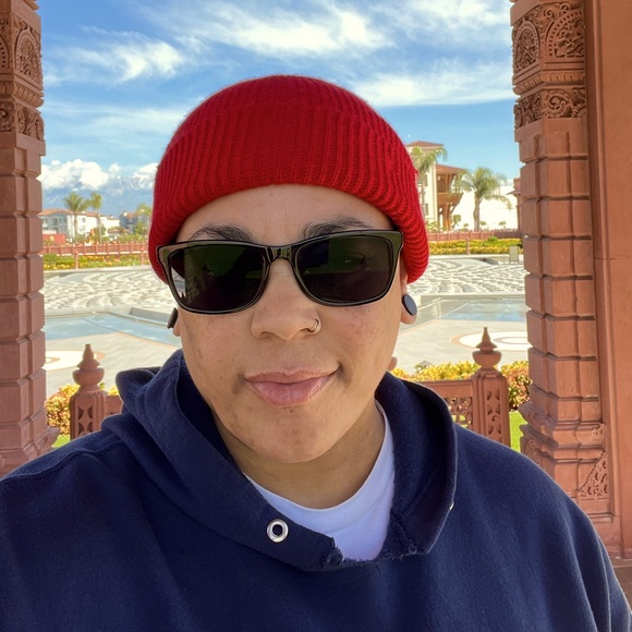 Meet your Posher, Chris - Picture 1 of 1